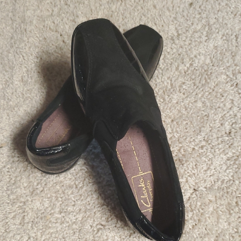 Clarks Women Black Loafers